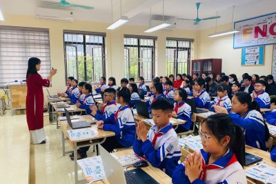 Lớp bồi dưỡng: “Nâng cao chất lượng dạy học môn Tiếng Anh”